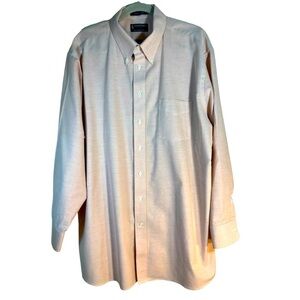 NWOT Stafford Essentials Cotton Blend Dress Shirt. Light Peach Color.